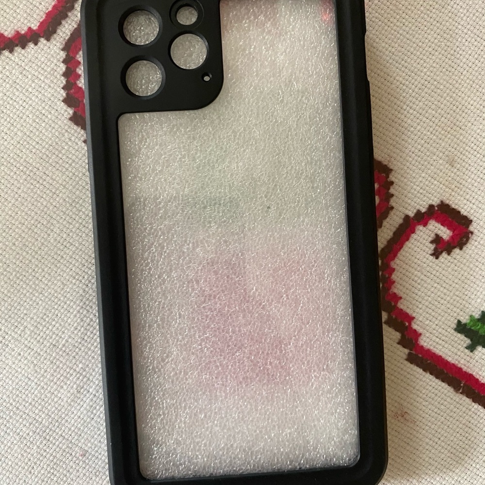 iPhone 11 Pro waterproof case